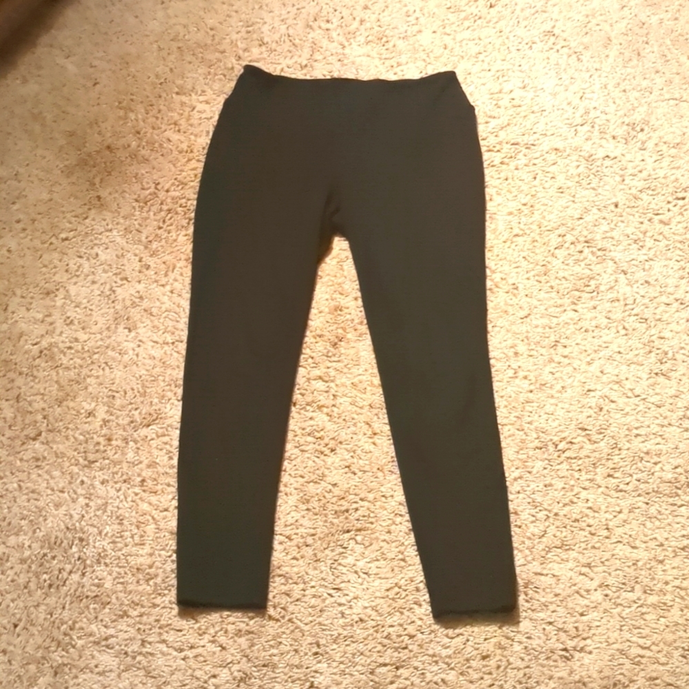 Apt. 9 yoga pants size medium